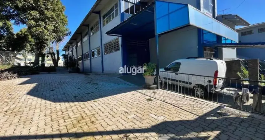 Barracão / Galpão / Depósito para alugar na Rua João Biazus, Bela Vista, Caxias do Sul