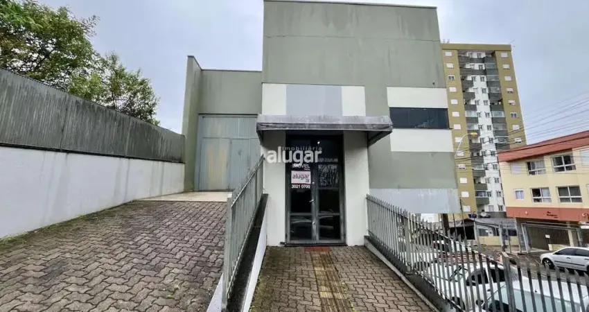 Sala comercial para alugar na Rua Valério Pessoli, Rio Branco, Caxias do Sul
