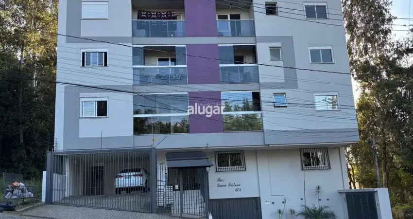 Apartamento com 2 quartos para alugar na Rua Cesare Cambruzzi, Colina Sorriso, Caxias do Sul