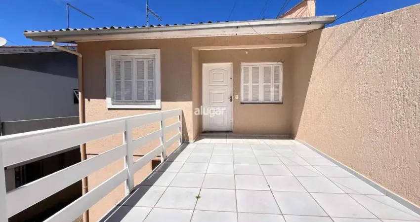 Casa com 2 quartos para alugar na Rua Avelino Antonio Pasa, Charqueadas, Caxias do Sul
