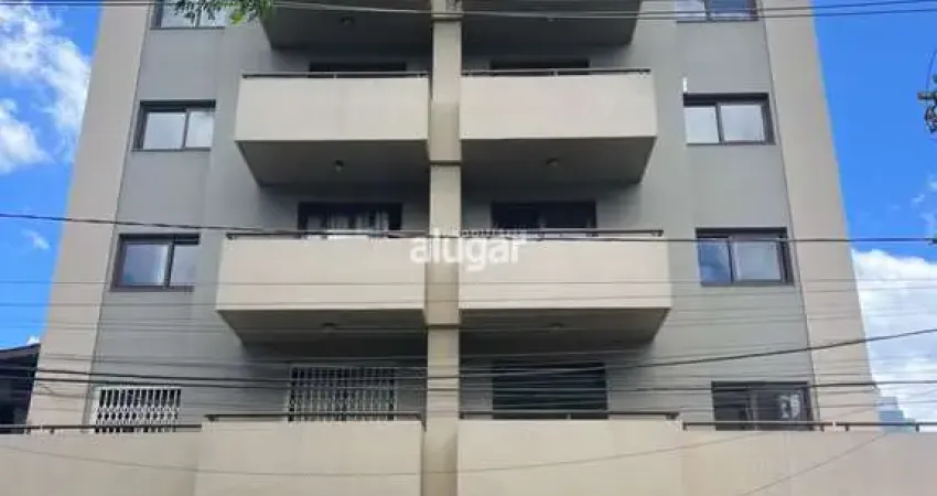 Cobertura com 3 quartos para alugar na Rua Pedro Tomasi, Exposição, Caxias do Sul