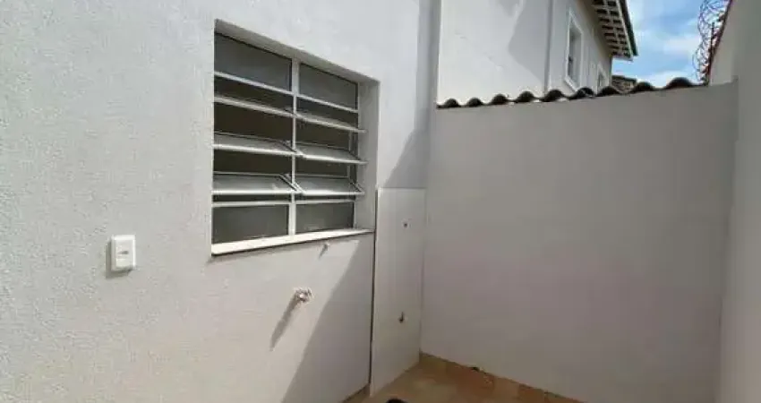 Sobrado para Venda em Itaquaquecetuba, Residencial Jasmim, 2 dormitórios, 2 banheiros, 3 vagas