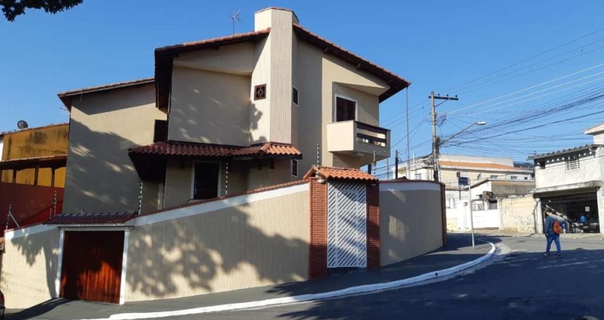Casa para Venda em Guarulhos, Jardim Vila Galvão, 3 dormitórios, 3 suítes, 4 banheiros, 3 vagas