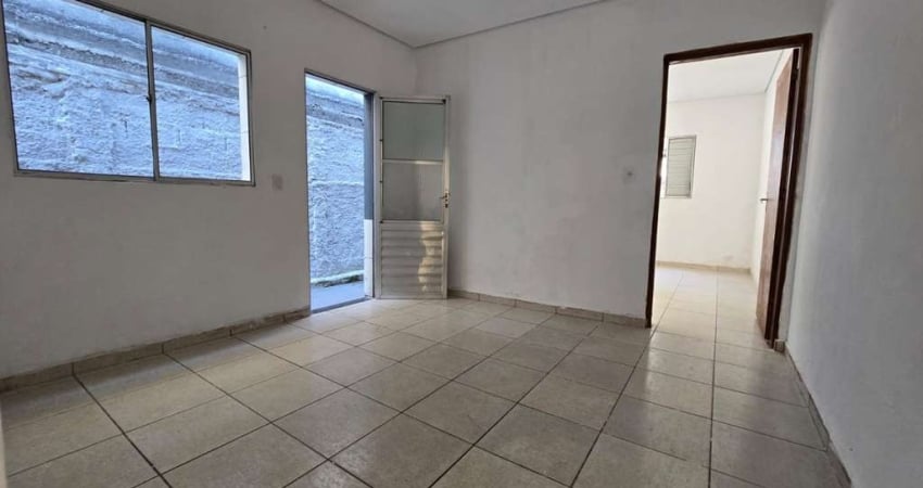 Casa para Venda em Itaquaquecetuba, Chácara Dona Escolástica, 2 dormitórios, 1 suíte, 2 banheiros, 1 vaga