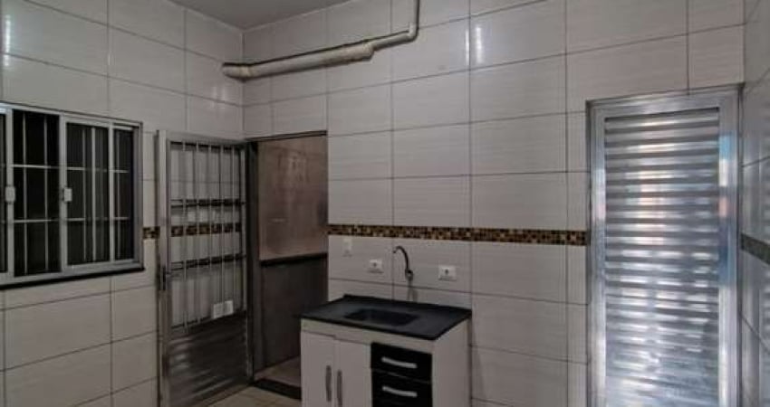 Casa para Locação em Guarulhos, Jardim Normandia, 1 dormitório, 1 banheiro