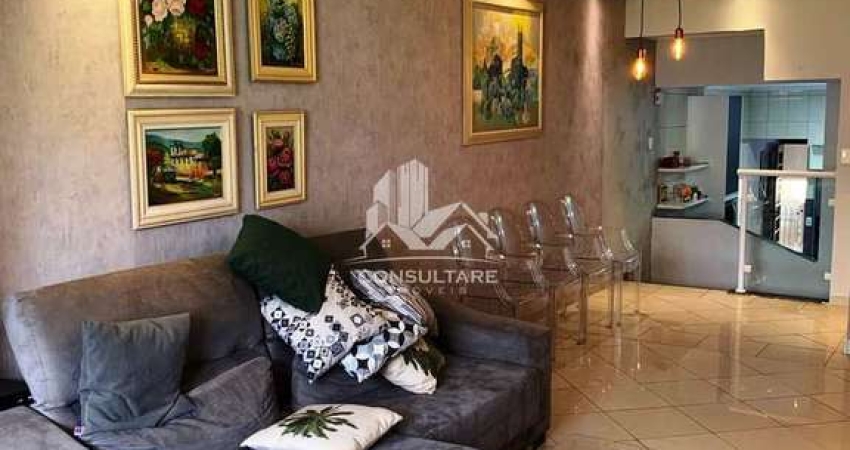 Casa Tríplex com 3 Dormitórios à Venda – Marapé, Santos/SP