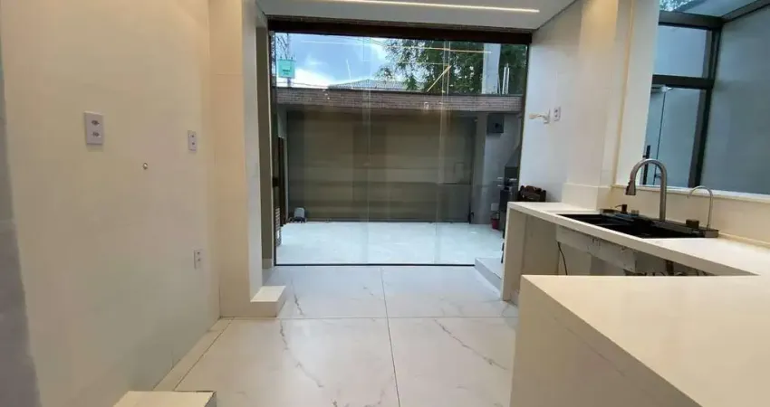 Casa com 4 quartos para alugar na Rua Almirante Barroso, Campo Grande, Santos