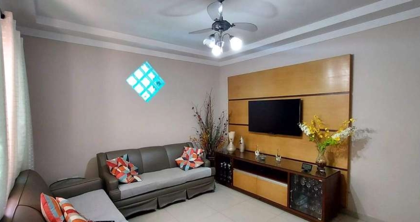 Casa 3 quartos, Marapé, Santos - R$ 860 mil, Cod: 4818 PCM