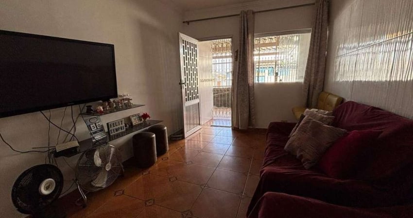 Casa com 3 quartos à venda no Areia Branca, Santos 