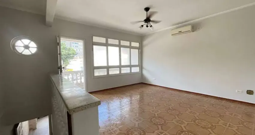 Casa com 3 quartos, Encruzilhada, Santos - R$ 699 mil, Cod: 25898