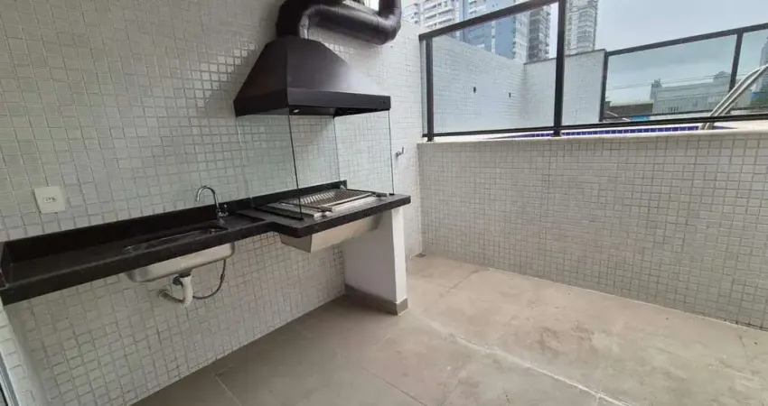Casa Sobreposta Duplex Nova à Venda – 3 Suítes, Área Gourmet e Piscina no Embaré – Santos/SP