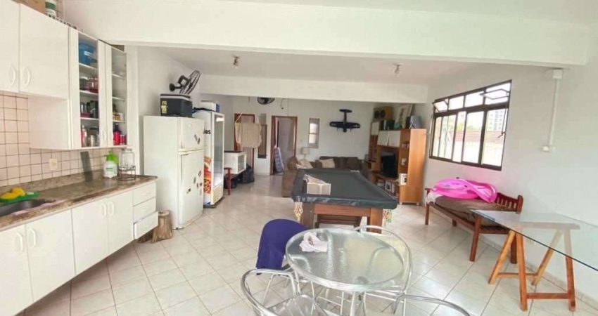 Casa com 4 dorms, Embaré, Santos - R$ 1.37 mi, Cod: 11196 MMD