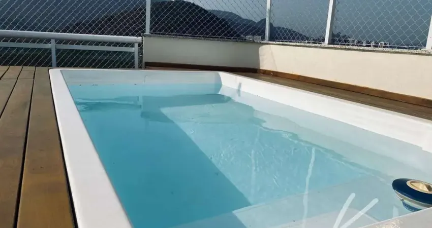 Cobertura duplex com piscina privativa e vista mar – blue land barra da tijuca