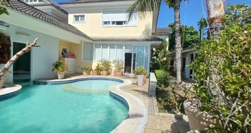 Oportunidade casa com terreno de 1085m2 no condomínio interlagos de itauna