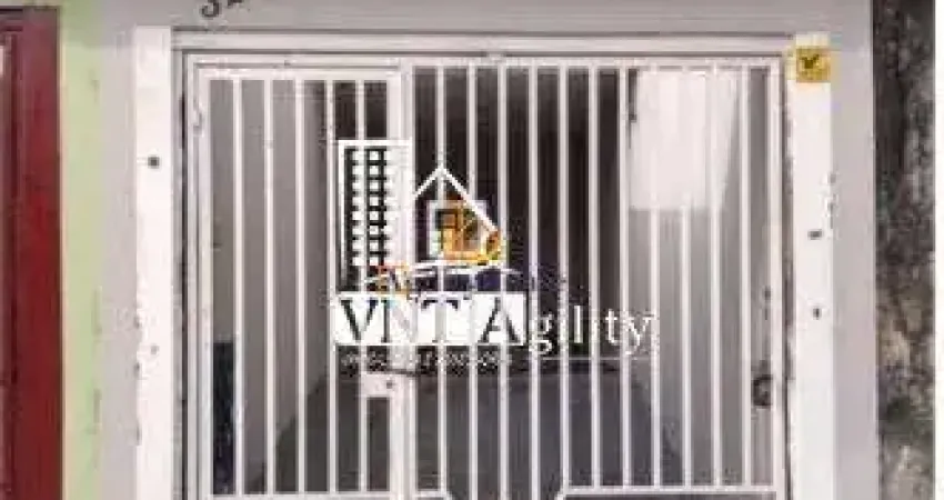 Sobrado com 3 Quartos e 1 suite, 2 banheiros e 3 vagas à Venda, por R$ 640.000