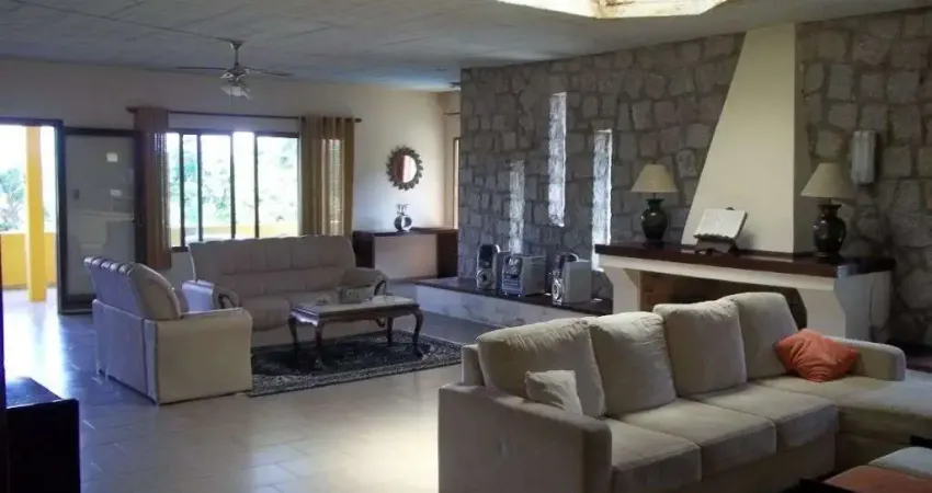 Casa com 6 dormitórios à venda, 450 m² por R$ 3.900.000,00 - Feiticeira - Ilhabela/SP