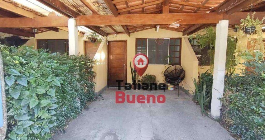 Sobrado com 2 dormitórios à venda, 74 m² por R$ 320.000,00 - Jardim Jacinto - Jacareí/SP