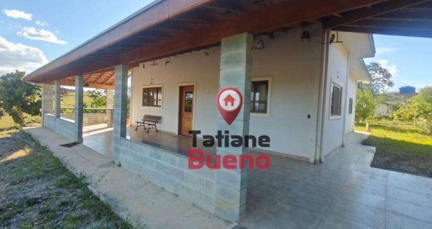 Chácara com 3 dormitórios à venda, 3100 m² por R$ 640.000 - Roseirinha - Caçapava/SP