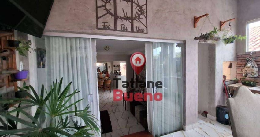 Casa com 2 dormitórios à venda, 145 m² por R$ 690.000 - Bosque dos Eucaliptos - São José dos Campos/SP