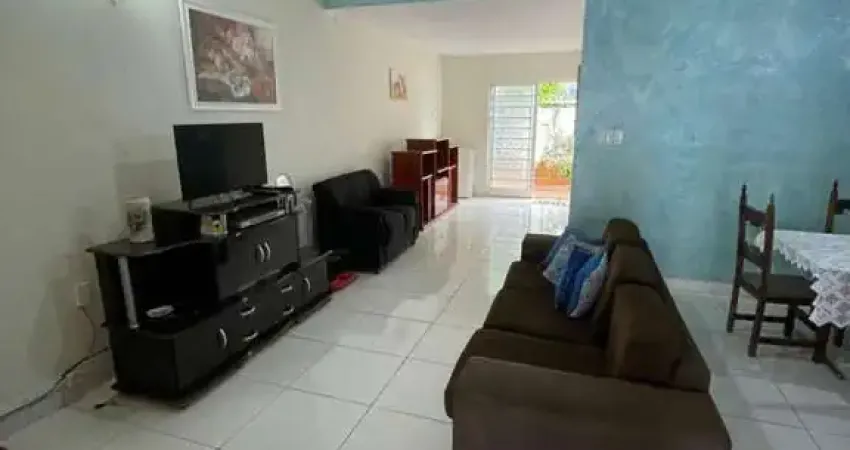 Casa para Venda em Uberlândia, Vigilato Pereira, 4 dormitórios, 2 suítes, 1 banheiro, 4 vagas