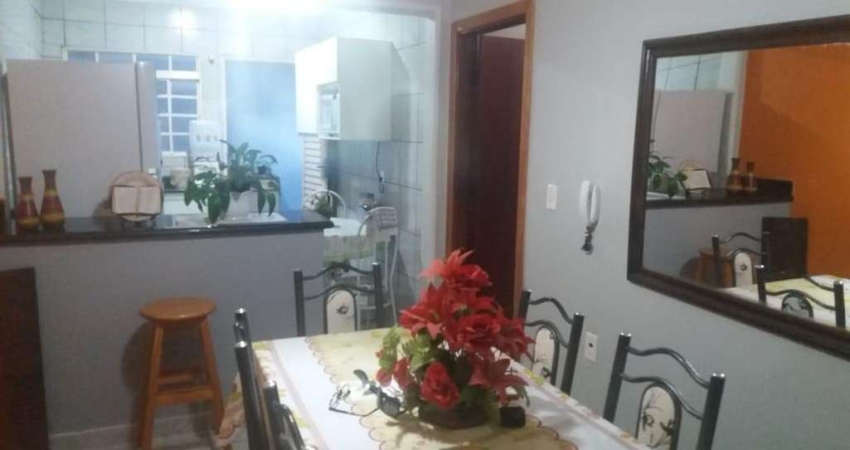 Casa para Venda em Uberlândia, Cidade Jardim, 3 dormitórios, 1 suíte, 2 banheiros, 8 vagas