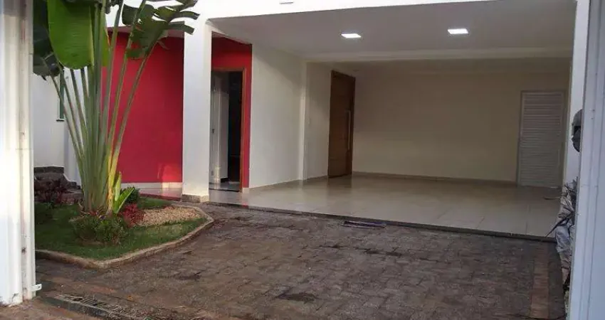 Casa para Venda em Uberlândia, Tibery, 4 dormitórios, 4 suítes, 2 banheiros, 4 vagas