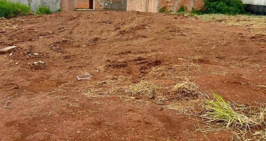 Terreno à venda na Rua Sampaio, Laranjeiras, Uberlândia