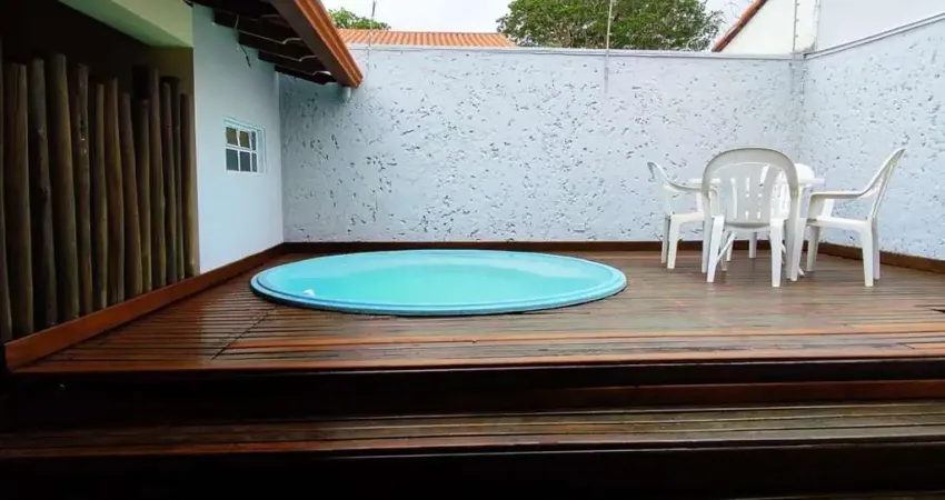 Casa para Venda em Uberlândia, Vigilato Pereira, 3 dormitórios, 1 suíte, 1 banheiro, 3 vagas