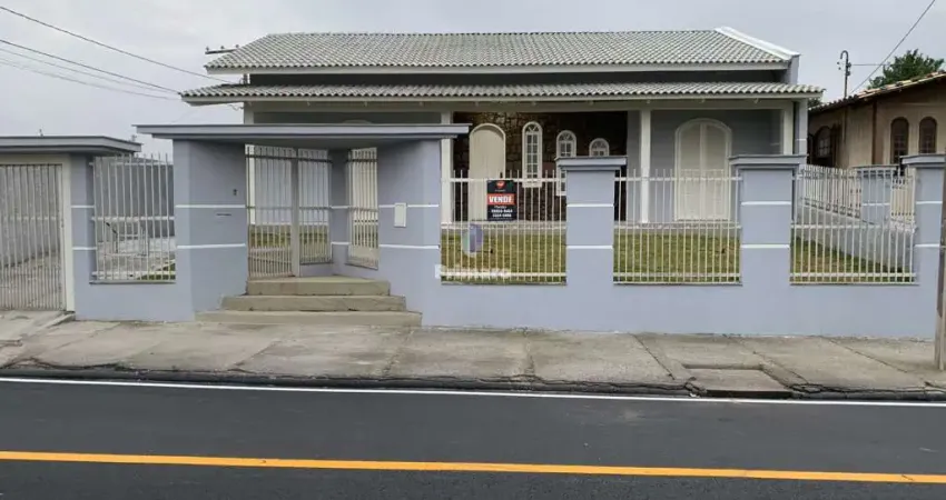 Casa bairo Rio Maina com 4 quartos 2 vagas de garagem