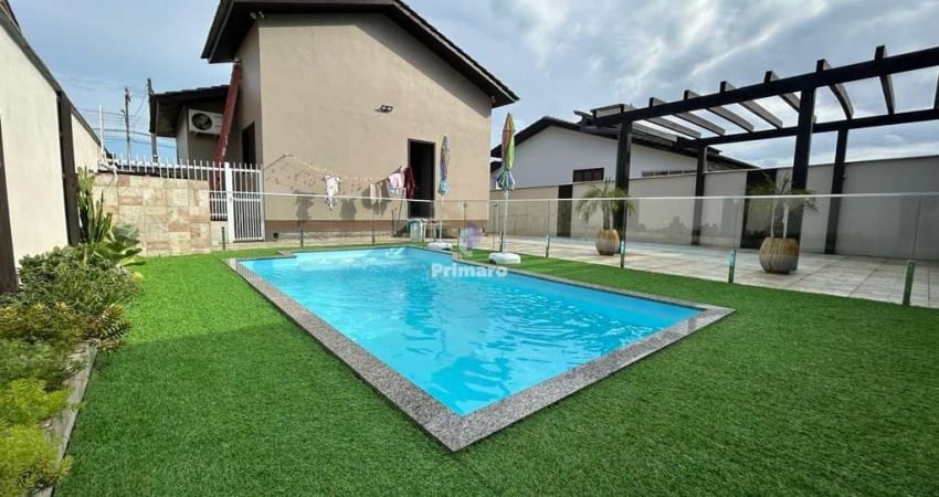 Casa a venda com piscina bairro Sao defende em Criciuma