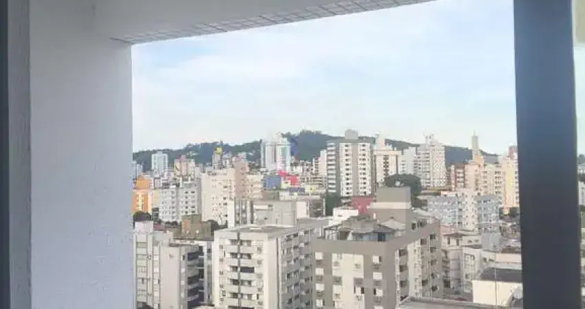 Apartamento com 3 quartos à venda na Avenida Vítor Meirelles, 100, Centro, Criciúma