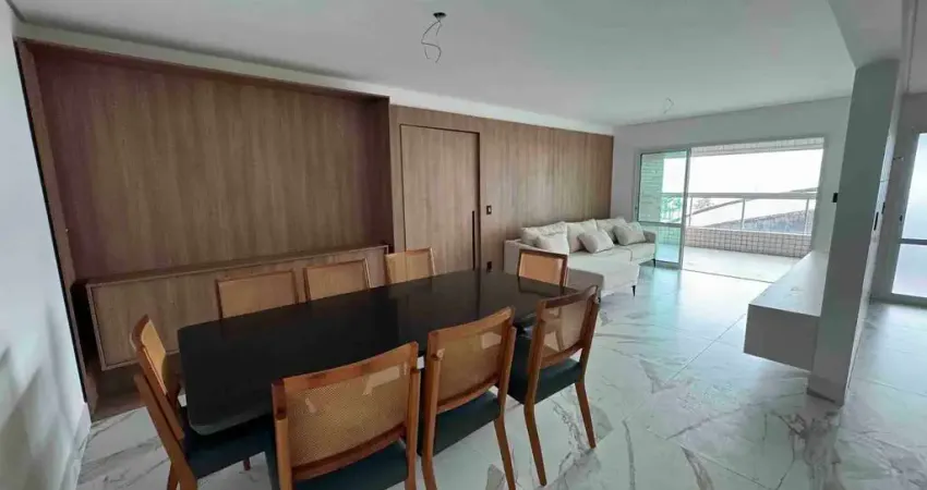 Apartamento com,126m²,  3 dormitórios (sendo duas suítes) duas vagas demarcadas em Aviação  -  Praia Grande