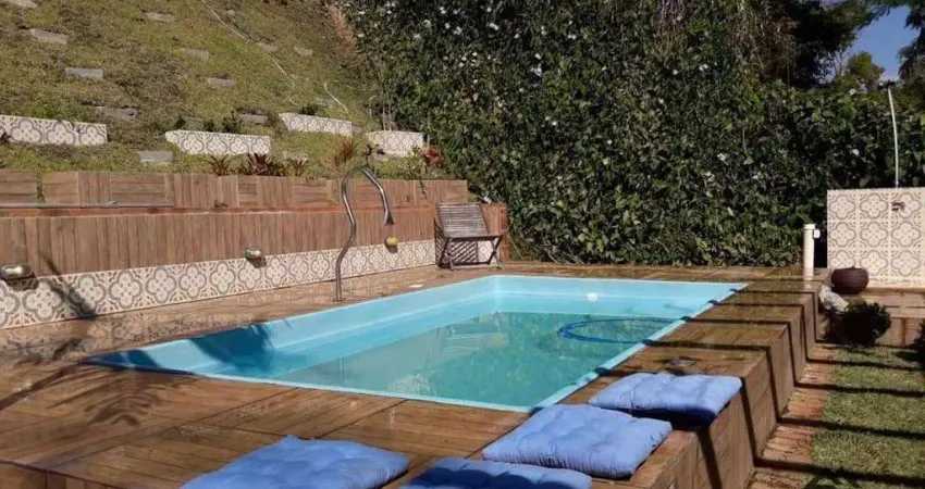 Casa com 3 dormitórios à venda, 624 m² por r$ 1.100.000,00 - maria paula - niterói/rj