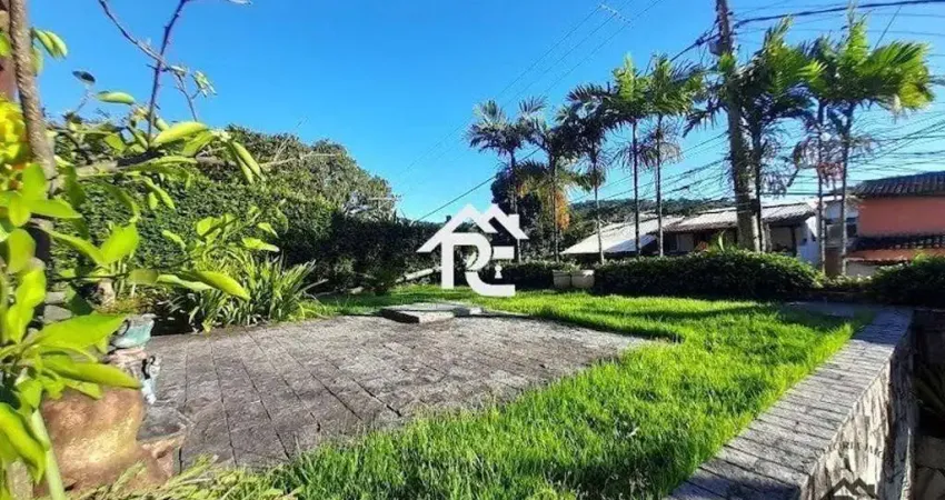 Casa com 4 quartos à venda, 453 m² por r$ 1.200.000 - maria paula - niterói/rj