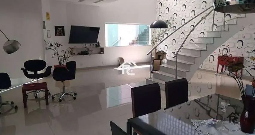 Casa com 6 quartos à venda, 540 m² por r$ 3.300.000 - charitas - niterói/rj