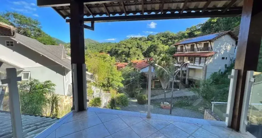 Casa com 4 quartos à venda, 280 m² por r$ 1.000.000 - badu - niterói/rj