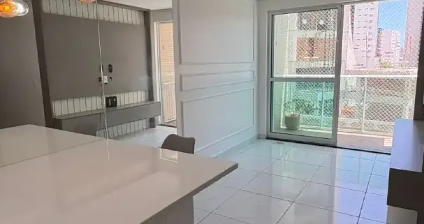 Apartamento semi mobiliado ao lado do parque parahyba i, 2 quartos sendo 1 suíte e 3 banheiros