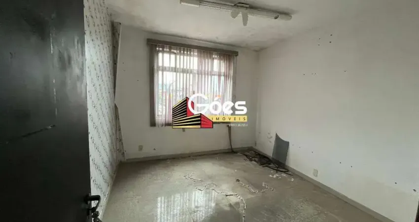 Sala comercial para alugar na Praça Vinte e Dois de Novembro, Centro, Mauá
