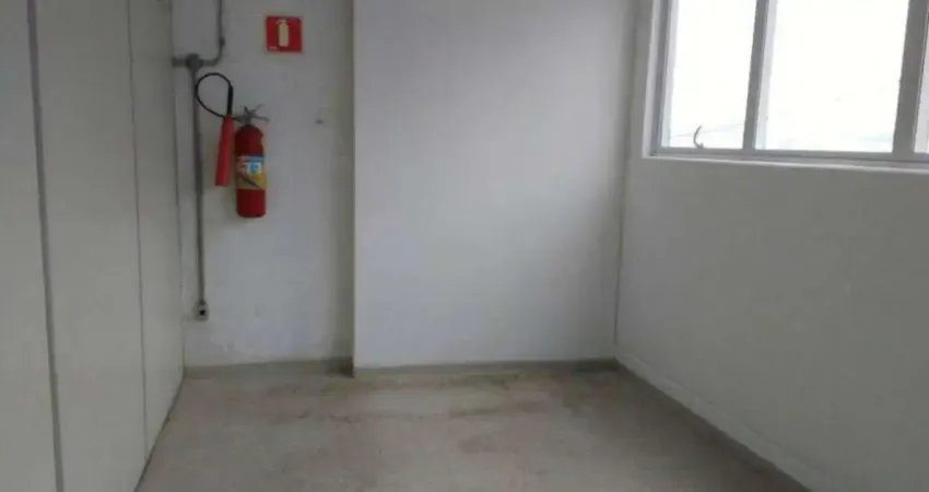 Barracão / Galpão / Depósito para alugar na Avenida Fagundes de Oliveira, Piraporinha, Diadema