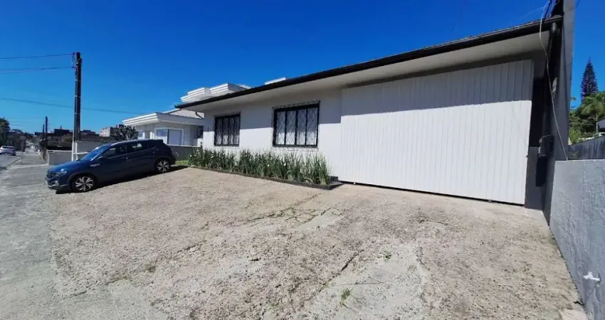 Casa com 3 quartos à venda no Costa e Silva, Joinville 