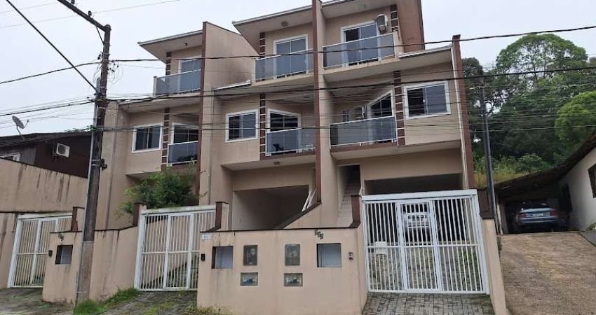Casa com 3 quartos para alugar no Floresta, Joinville 