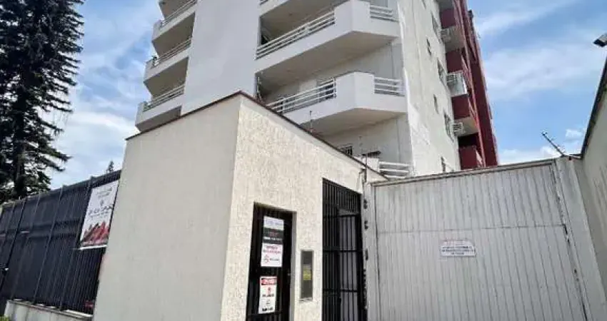 Apartamento com 3 quartos para alugar no América, Joinville 