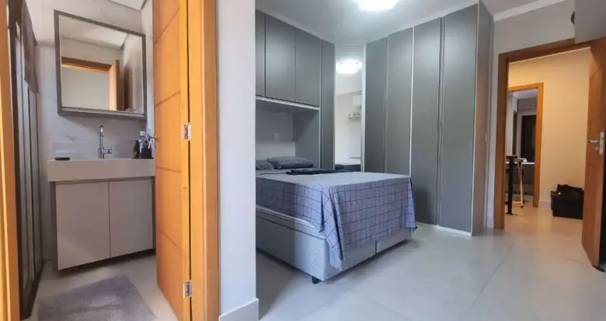 Belissima residência de 2 suítes, planejadas e proxima do metro jaraguá