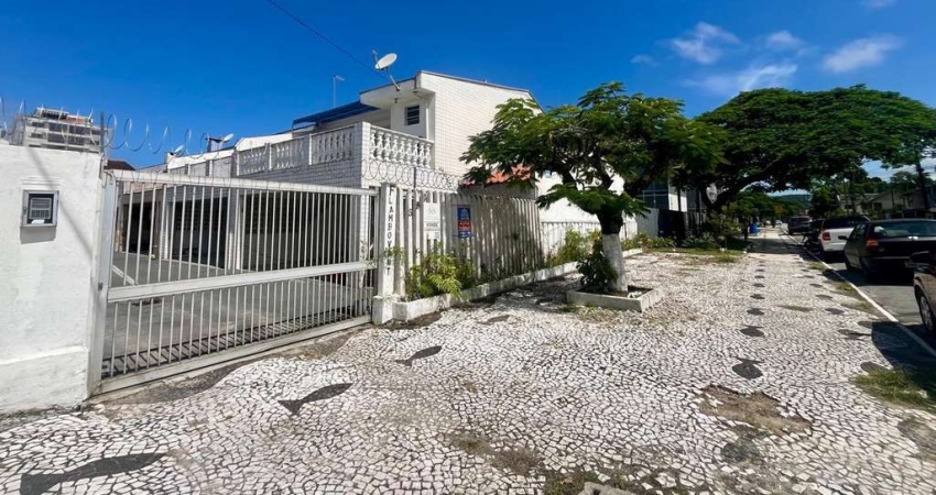Sobrado para Venda em Matinhos, Caiobá, 3 dormitórios, 1 suíte, 3 banheiros, 2 vagas
