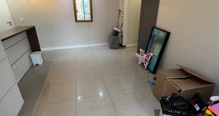 COMODITÀ CLUB RESIDENCE- Apartamento à venda com 67m e 2 quartos. Estrada de Itapecerica