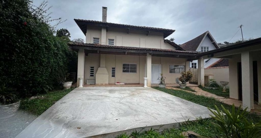 Casa 3 quartos, 1 suite,4 vagas -Portaria 24 horas - Granja Viana-SP