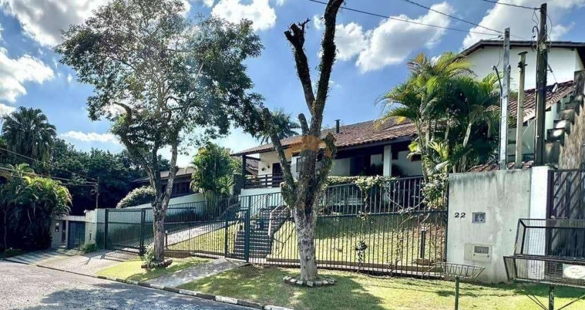 Casa - 4 Dormitórios - Condominio  Fazendinha - Granja Viana - SP