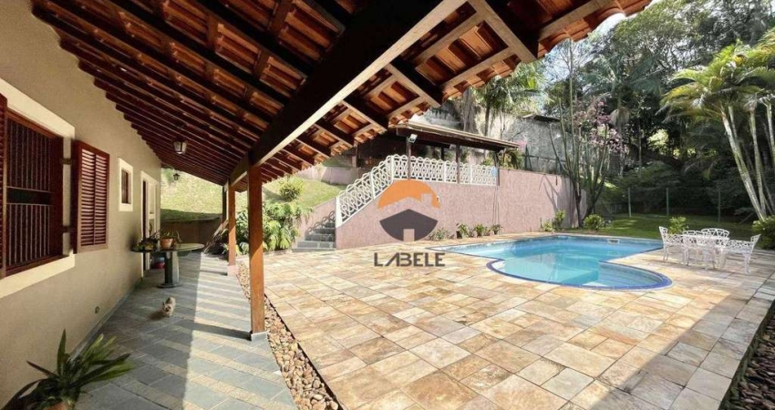 Casa terrea 3 suítes - Granja Viana – Chácara dos Lagos - Carapicuíba