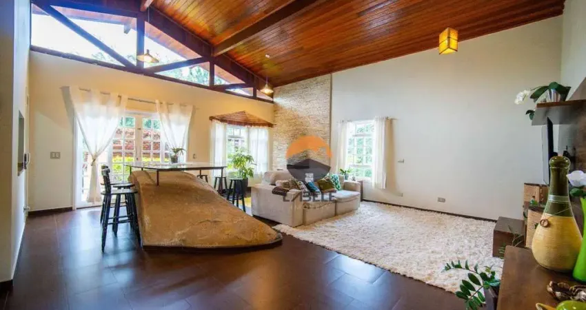 Casa - 4 Dormitórios - CondominioChacara Vale do Rio Cotia - Granja Viana - SP