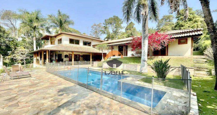 Casa - 4 Dormitorios - Condominio Chácara Vale do Rio Cotia - Granja Viana - SP